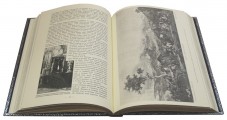 Разворот эксклюзивной книги в кожаном переплете "Война русского народа с Наполеоном 1812 года"