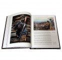 Разворот подарочной книги с иллюстрациями "Охота по перу" Фото 1