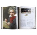 Разворот подарочного издания книги "Женщины в жизни великих мужчин" - на фото глава iii "Музыканты"